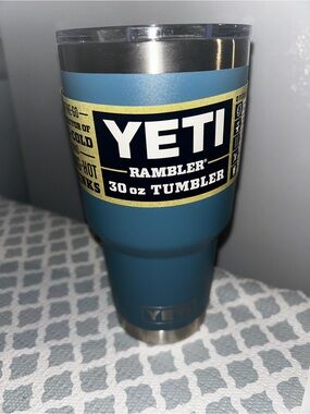 Yeti Rambler 30 oz Tumbler - Nordic Blue